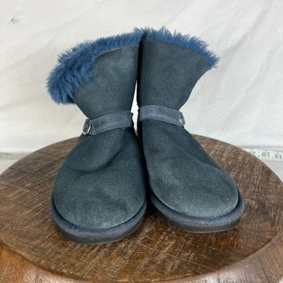 Kirkland Signature Boots Kids Girls 2 Blue Suede Wool Shearling Buckle Winter - Picture 2 of 11
